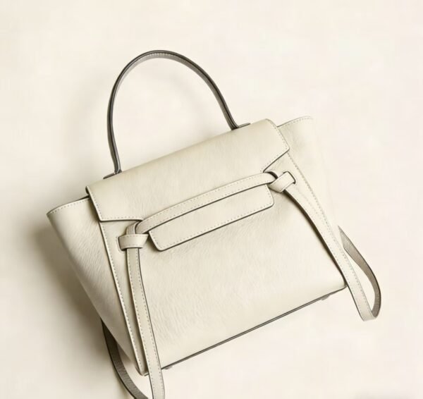 Women's fashion handbag